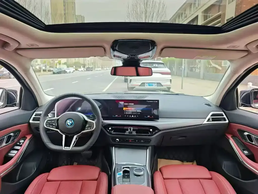 BMW i3 2025 из CN, фото 3