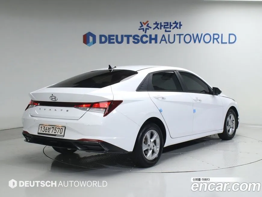 Hyundai AVANTE 2021 из KR, фото 2