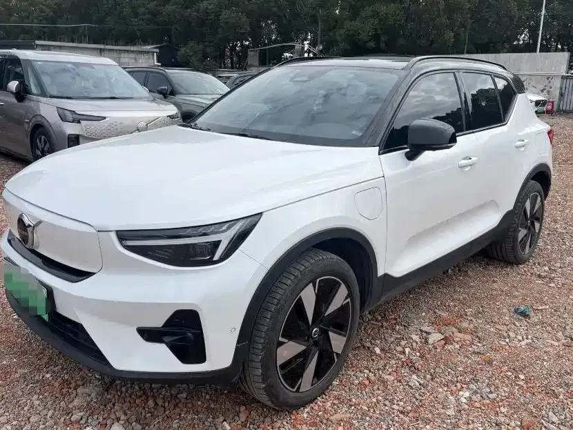 Volvo XC40 NEV 2024 из CN, фото 1