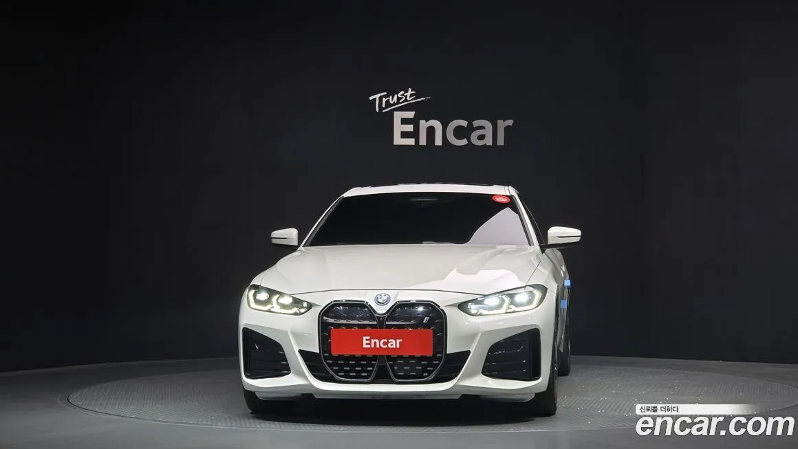 BMW i4 — фото 2