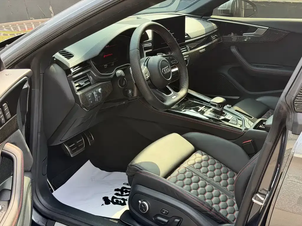 Audi RS 5 2021 из CN, фото 4