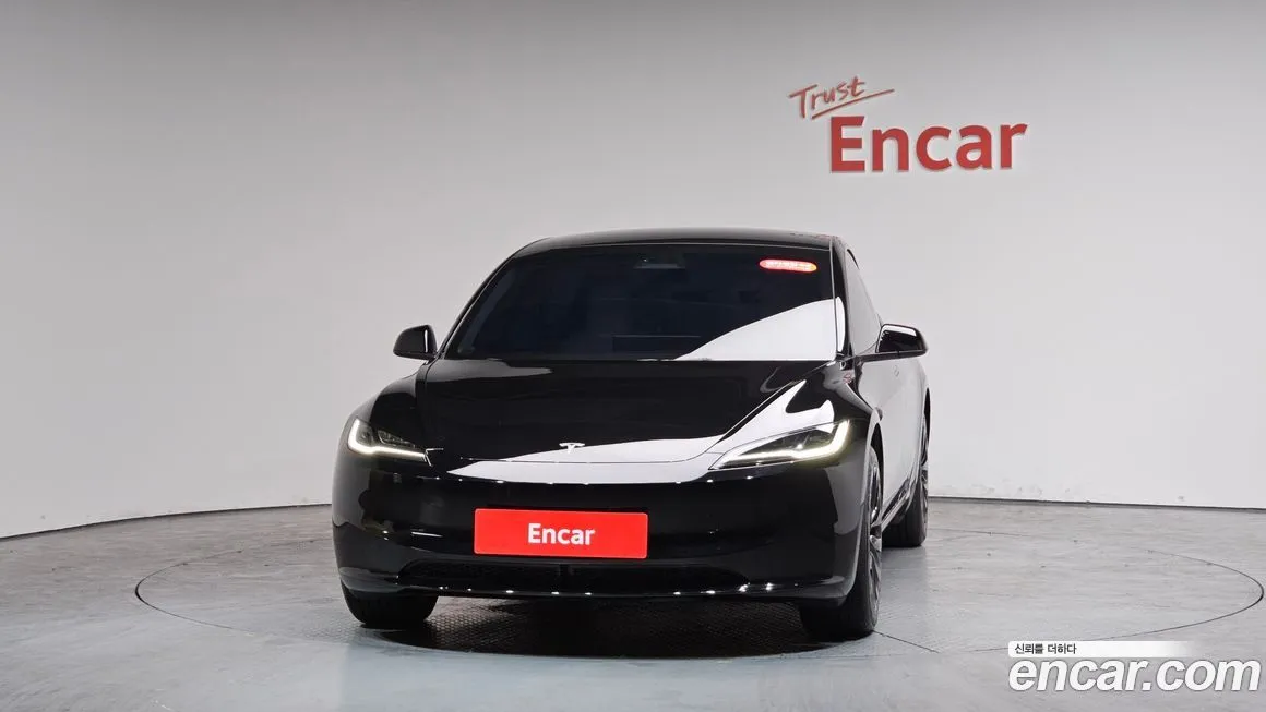 Tesla Model 3 2025 из KR, фото 3