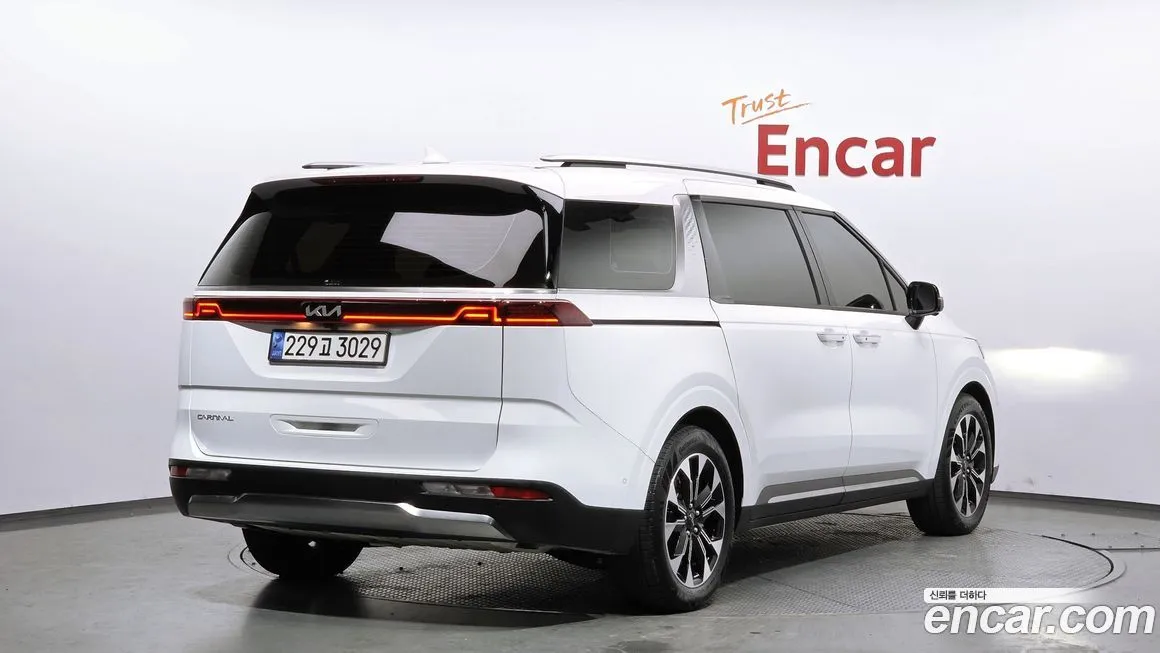 Kia Carnival 2023 из KR, фото 4