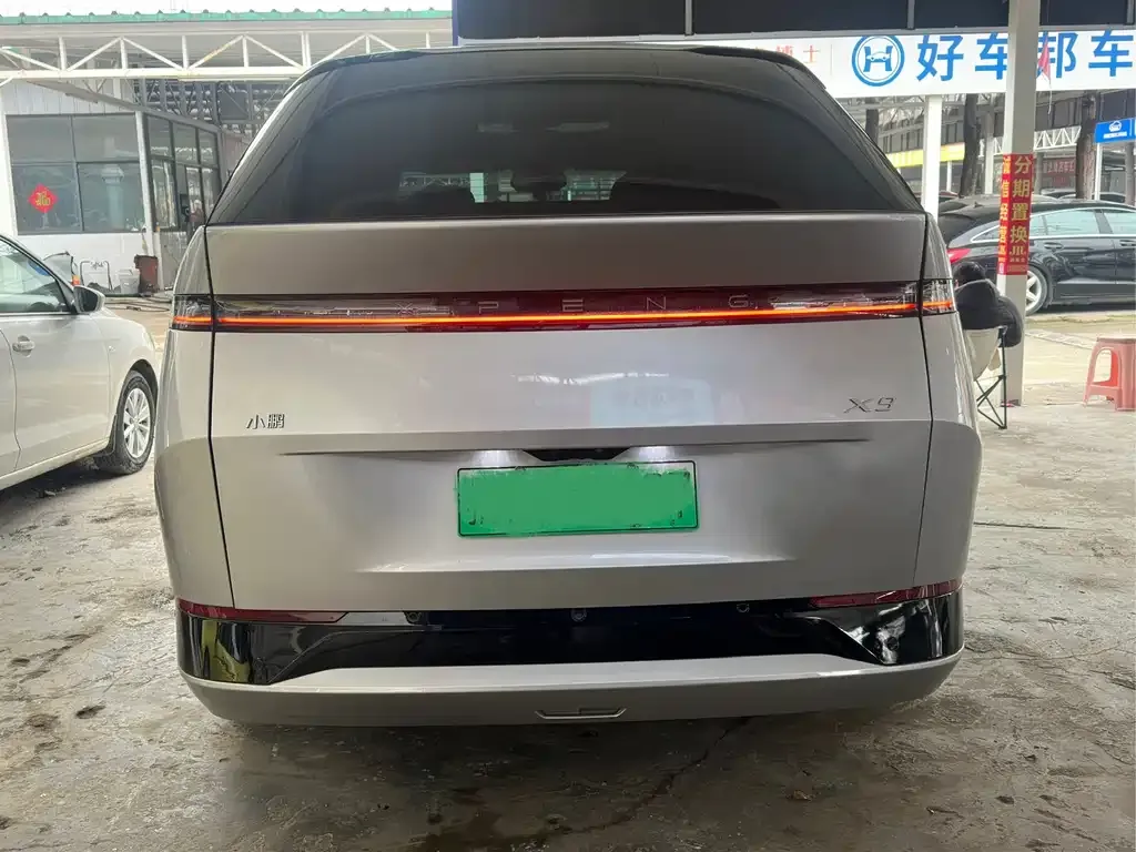 XPeng X9 2024 из CN, фото 2