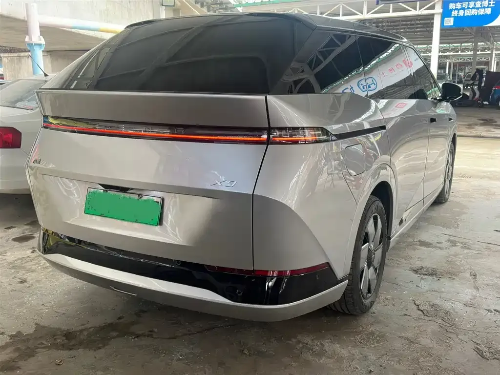 XPeng X9 2024 из CN, фото 3