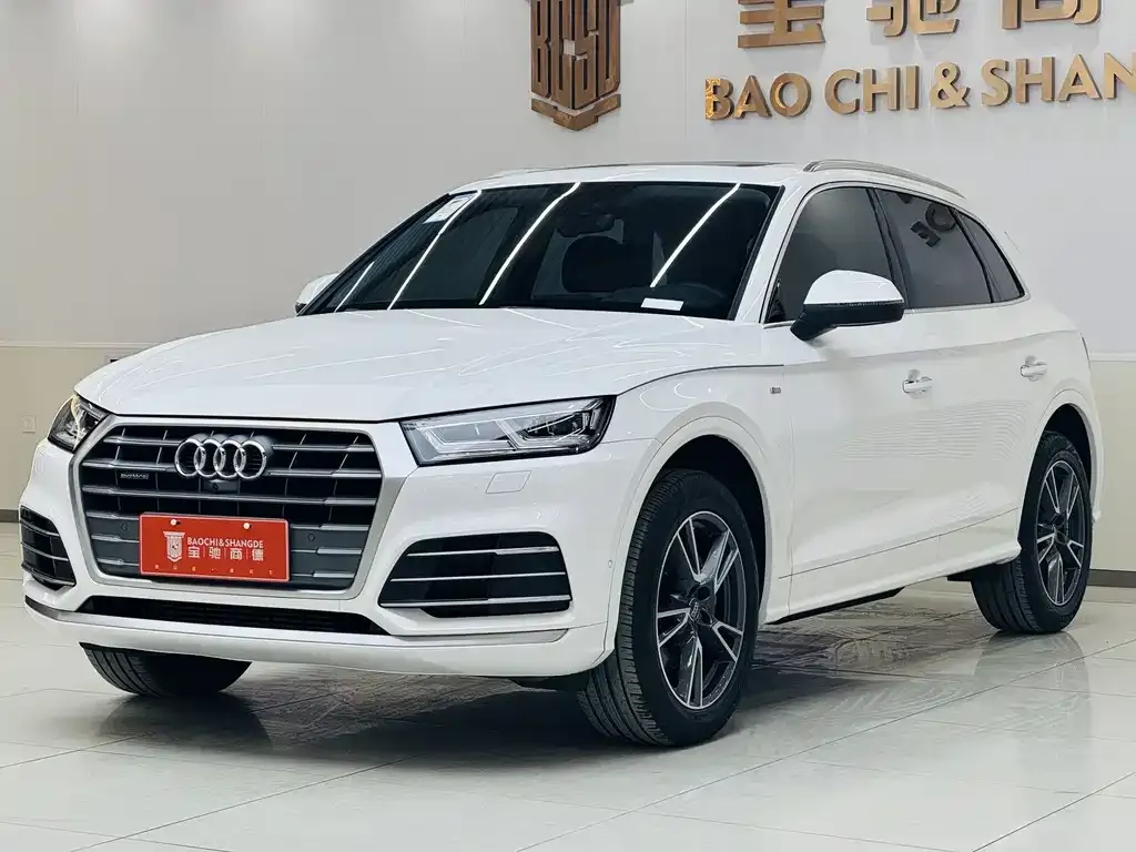 Audi Q5L 2021 из CN, фото 1