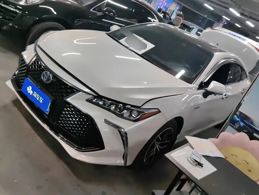 Toyota Avalon 2022 из CN, фото 1