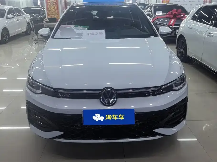 Volkswagen Golf 2025 из CN, фото 7