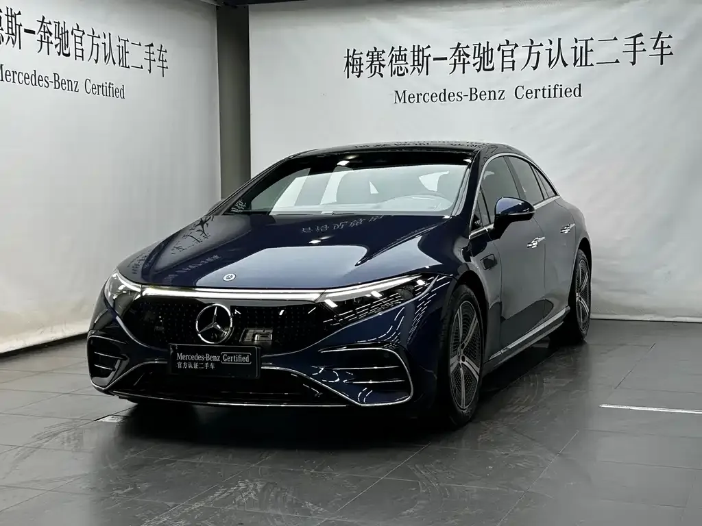 Mercedes-Benz EQS — фото 1