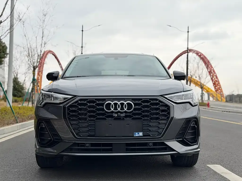 Audi Q3 Sportback 2021 из CN, фото 4