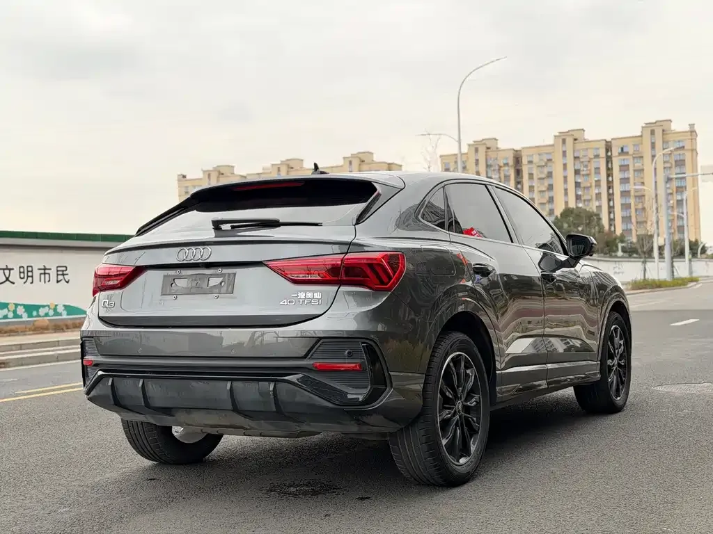 Audi Q3 Sportback 2021 из CN, фото 3