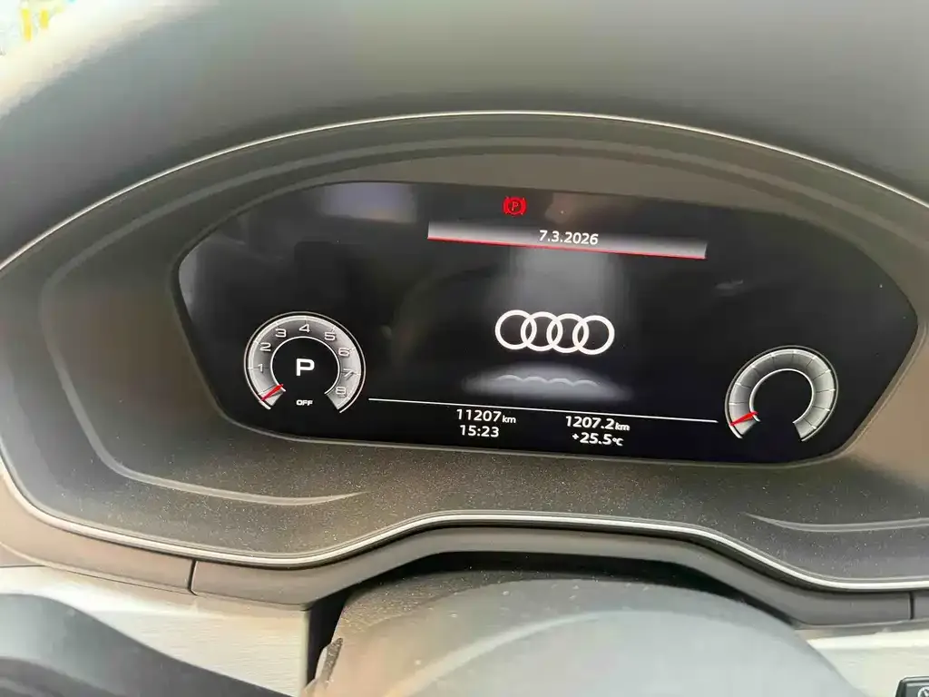 Audi A4L 2025 из CN, фото 3