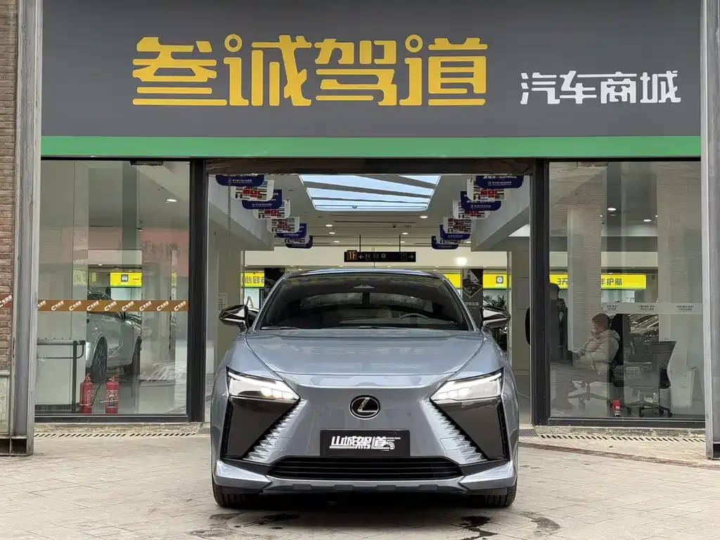 Lexus RZ 2023 из CN, фото 10