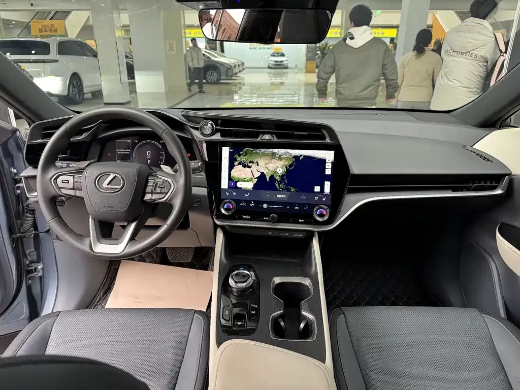 Lexus RZ 2023 из CN, фото 2
