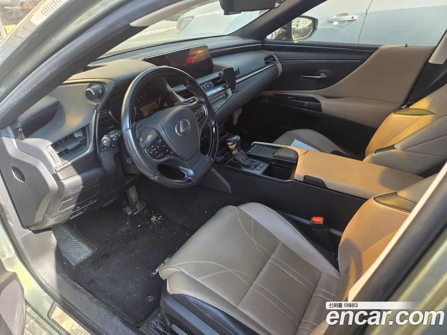 Lexus ES 2021 из KR, фото 6
