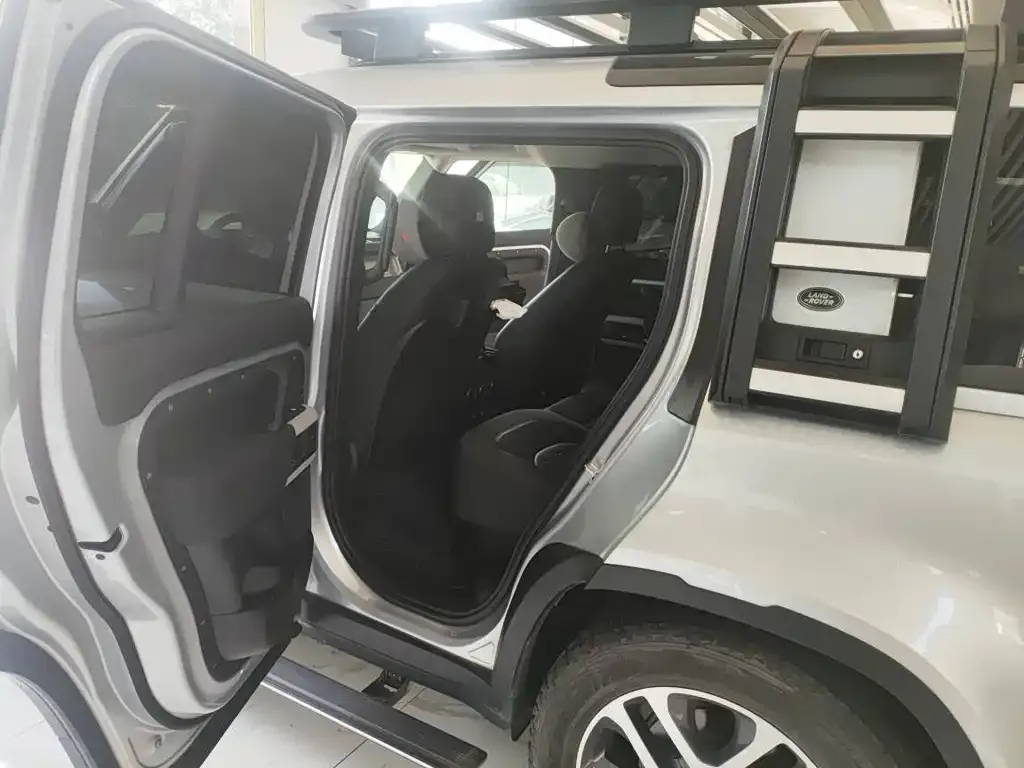 Land Rover Defender 2021 из CN, фото 4