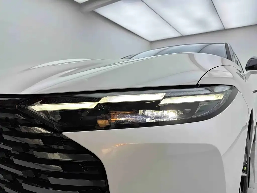 Ford Mondeo 2026 из CN, фото 3