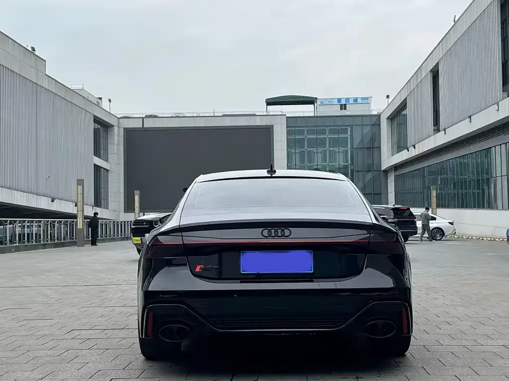 Audi A7 2021 из CN, фото 4