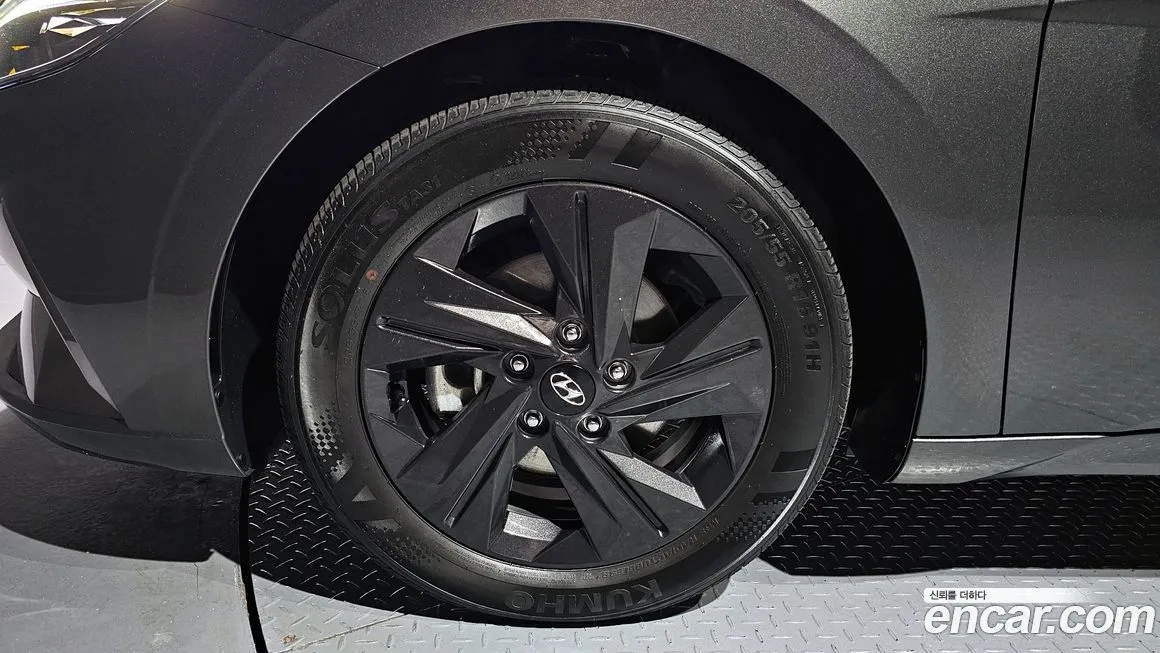 Hyundai AVANTE — фото 10