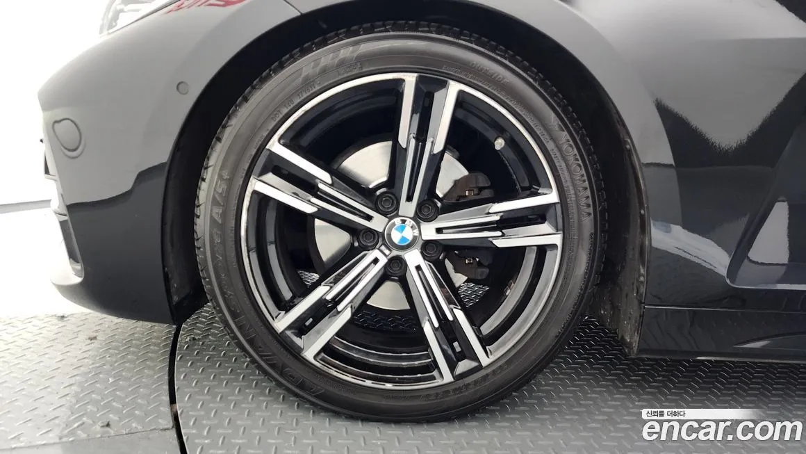BMW 4-Series 2023 из KR, фото 7