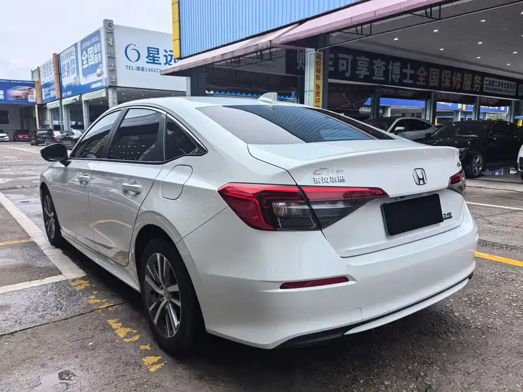 Honda Civic — фото 9