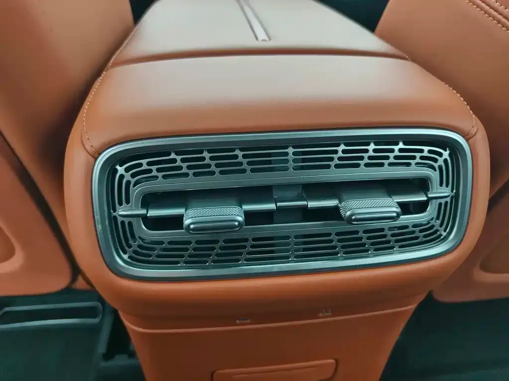 Hongqi HS6 PHEV 2025 из CN, фото 2