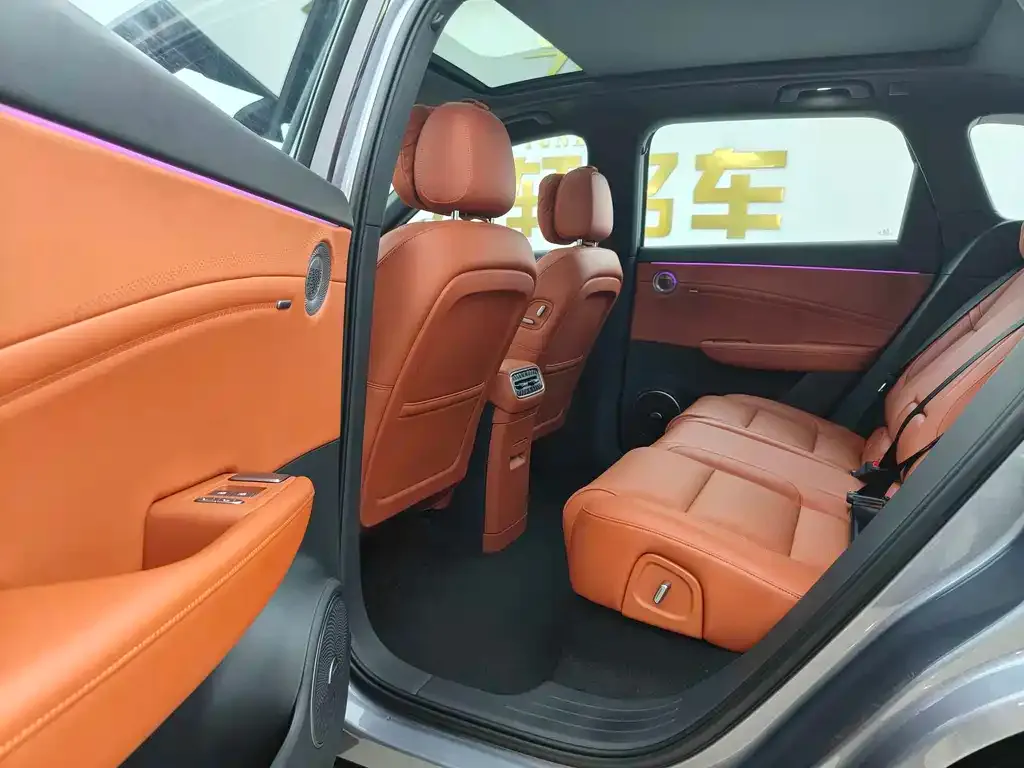 Hongqi HS6 PHEV 2025 из CN, фото 8