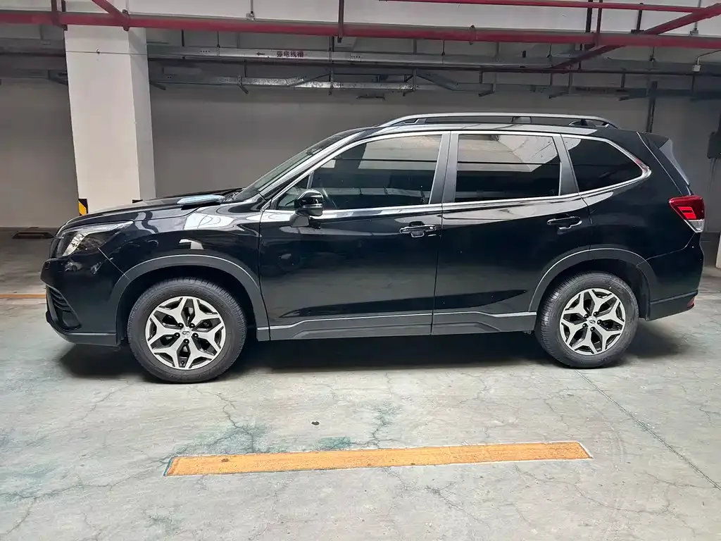 Subaru Forester — фото 4