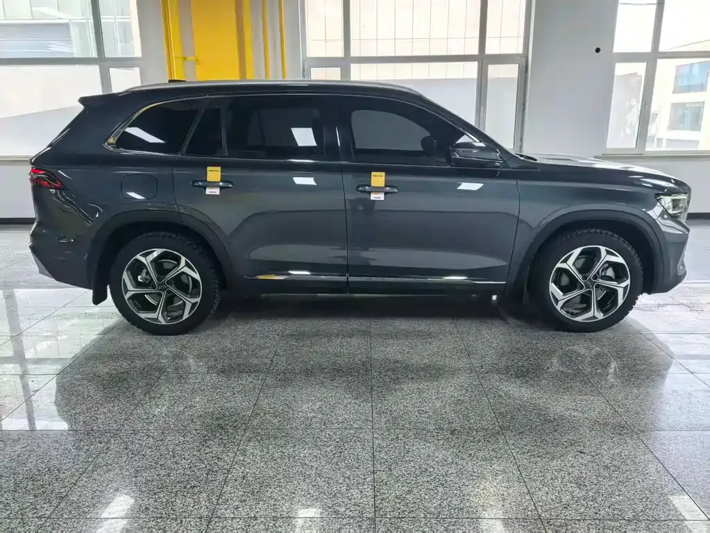Geely Xingyue L — фото 3
