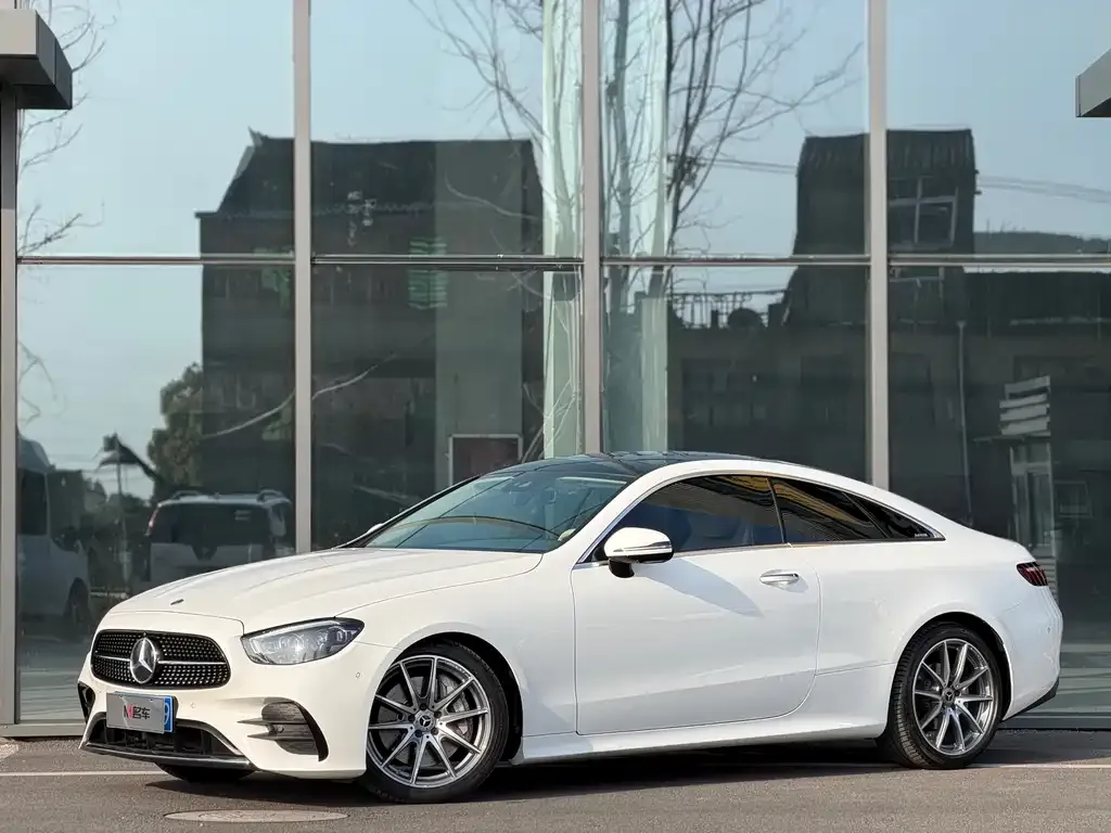 Mercedes-Benz E-Class (Import) 2023 из CN, фото 1