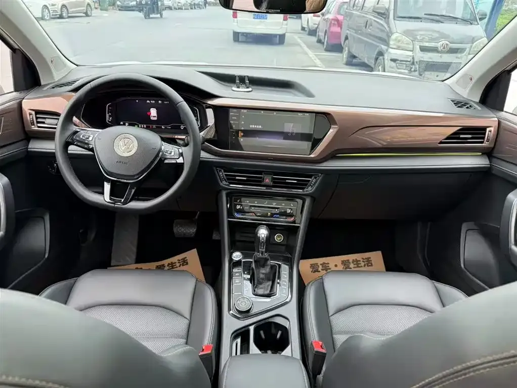 Volkswagen Tharu 2022 из CN, фото 2