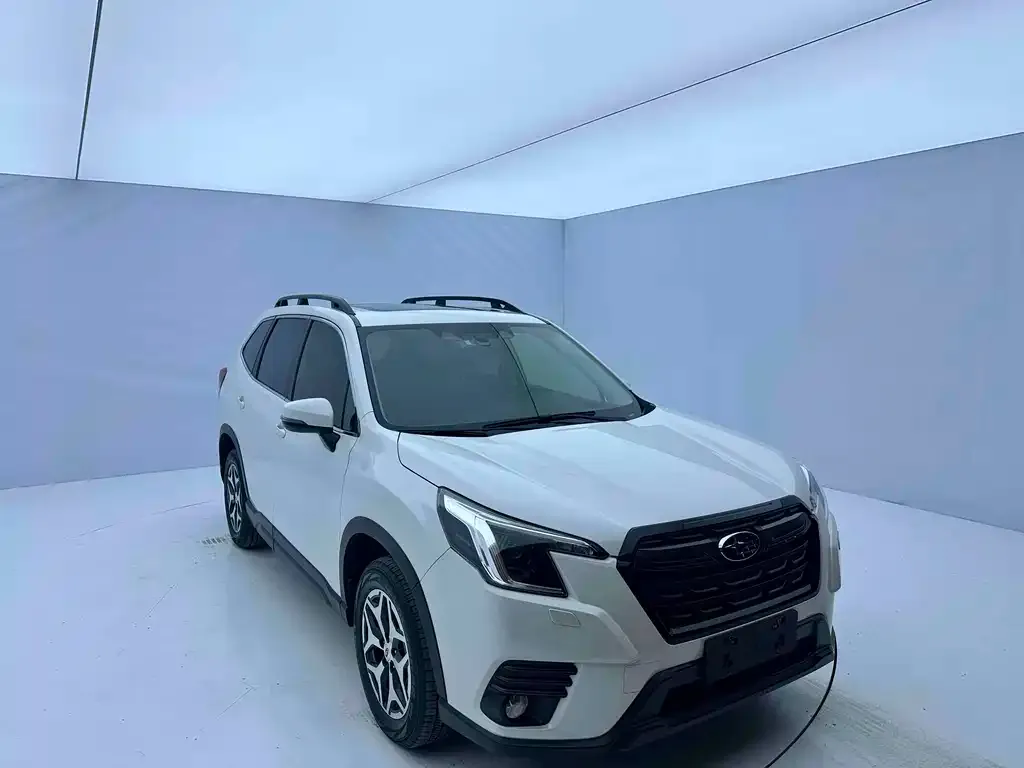 Subaru Forester — фото 3