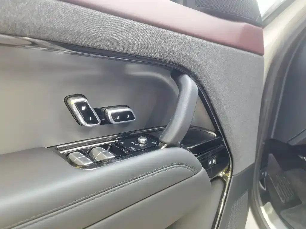 Land Rover Sport 2024 из CN, фото 4