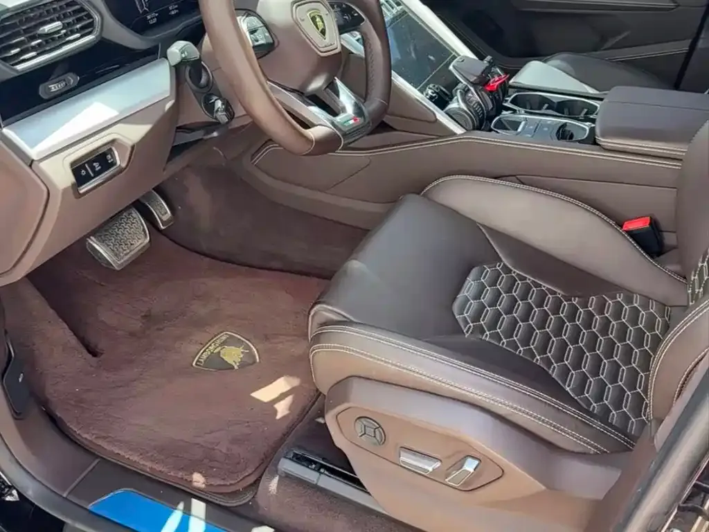 Lamborghini Urus 2021 из CN, фото 7