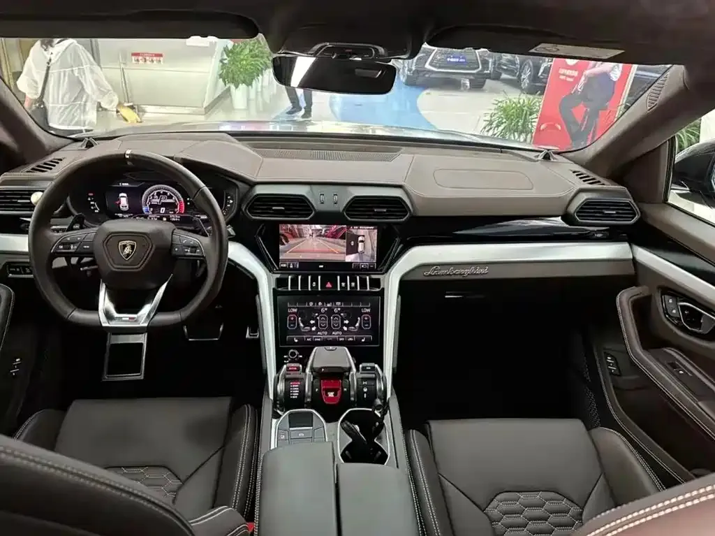 Lamborghini Urus 2021 из CN, фото 10