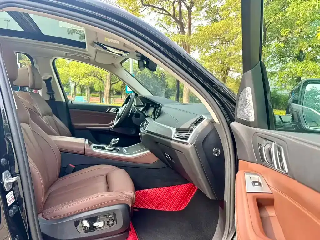 BMW X5 (Import) — фото 3