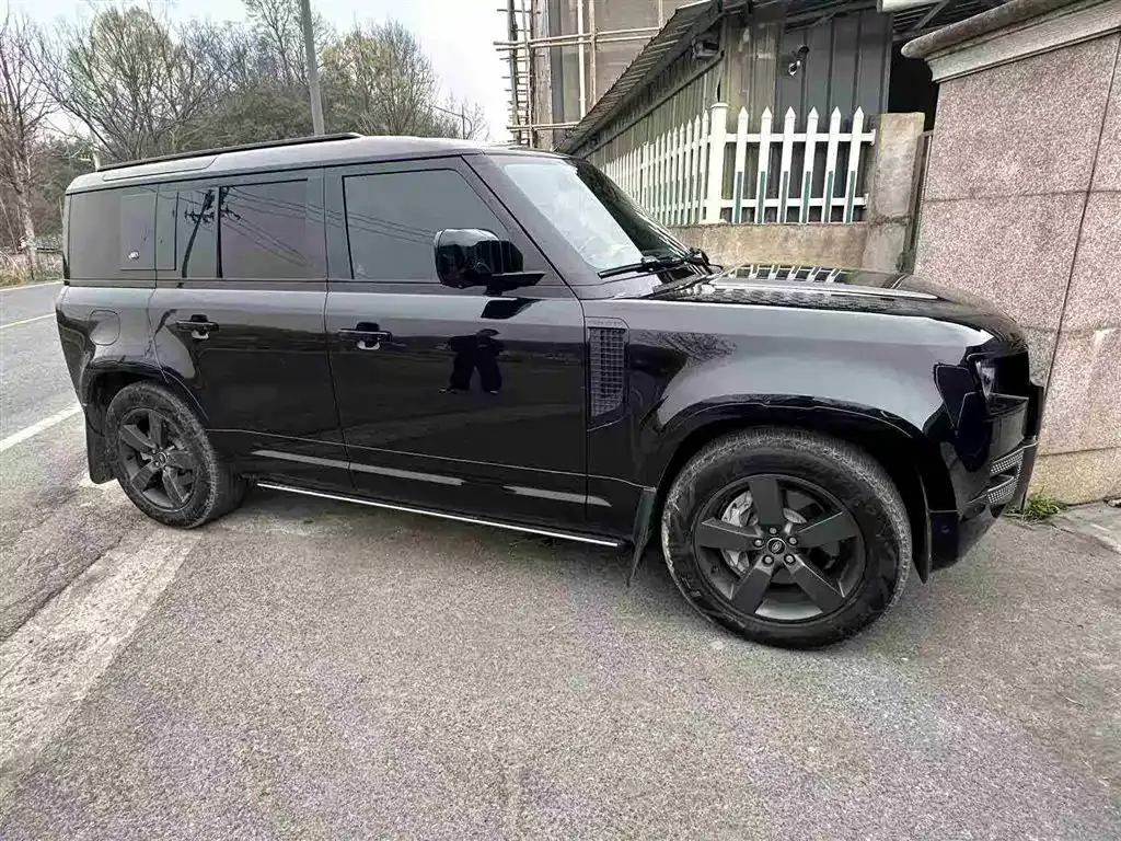 Land Rover Defender — фото 6