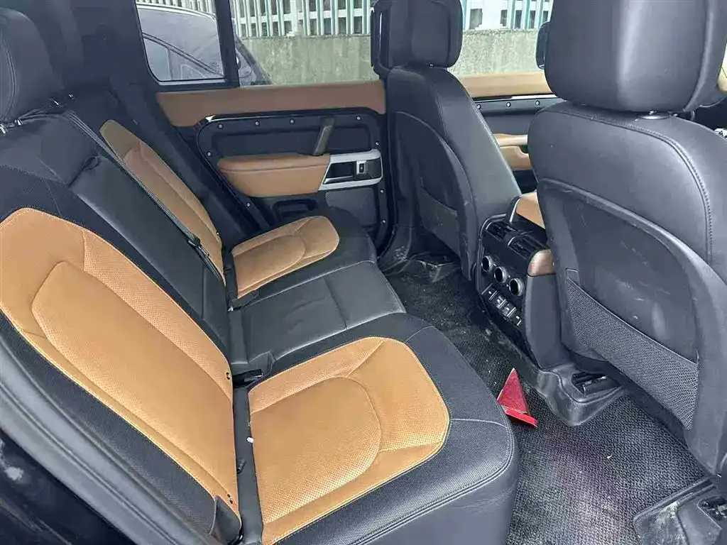 Land Rover Defender — фото 5