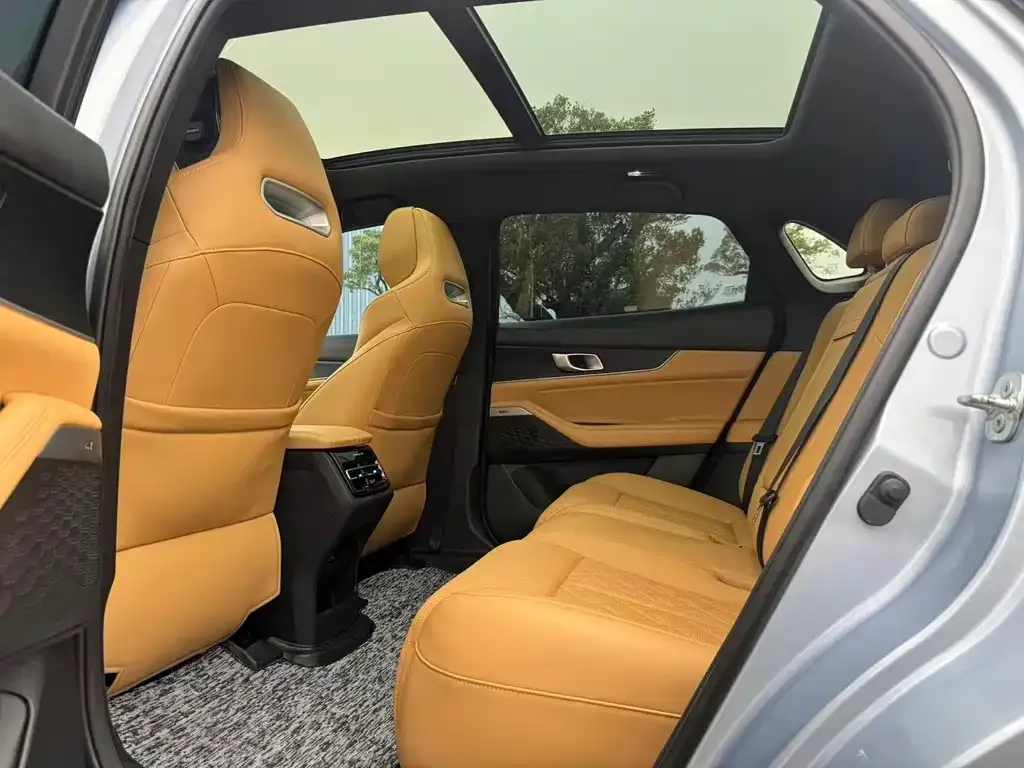Changan UNI-K 2021 из CN, фото 2