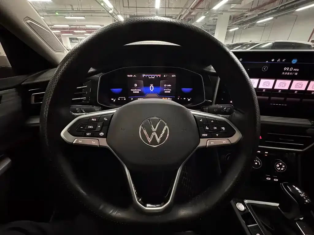 Volkswagen Sagitar 2023 из CN, фото 2