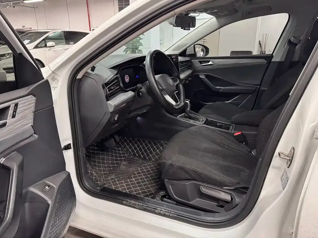 Volkswagen Sagitar 2023 из CN, фото 7