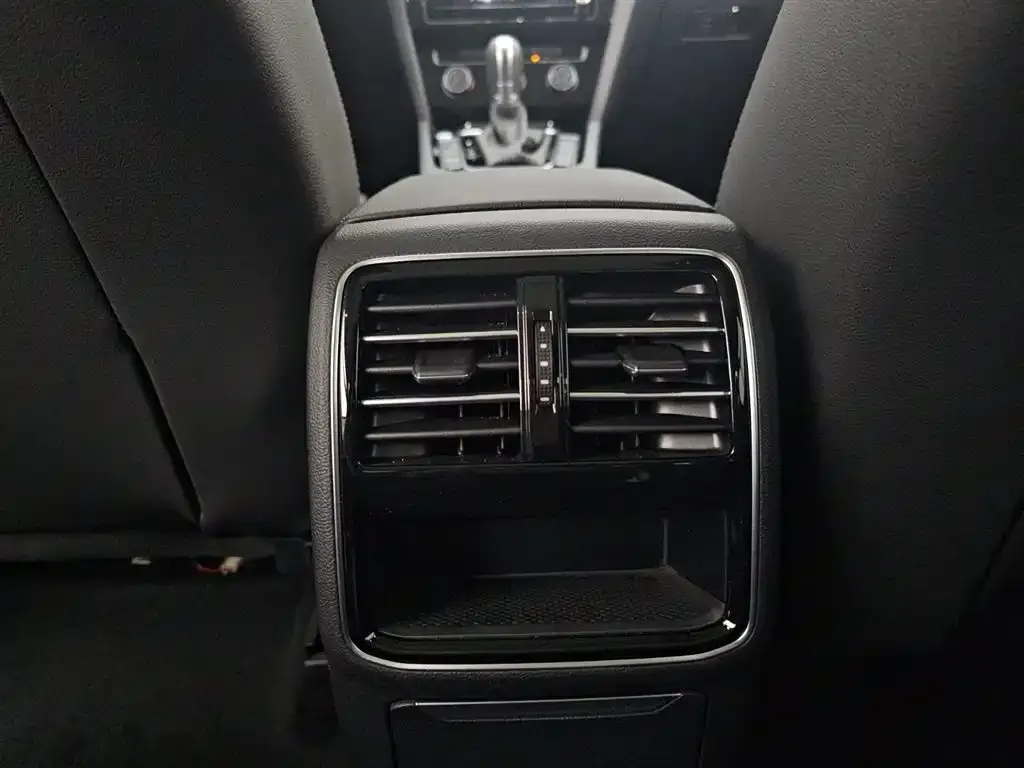Volkswagen Magotan 2021 из CN, фото 5