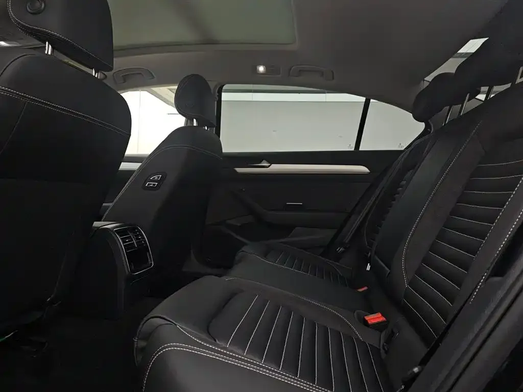 Volkswagen Magotan 2021 из CN, фото 9