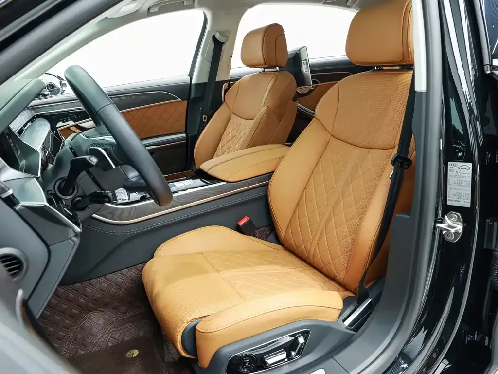 Audi A8 2024 из CN, фото 10