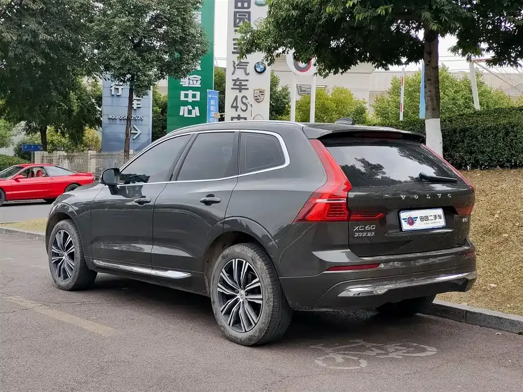 Volvo XC60 2022 из CN, фото 2