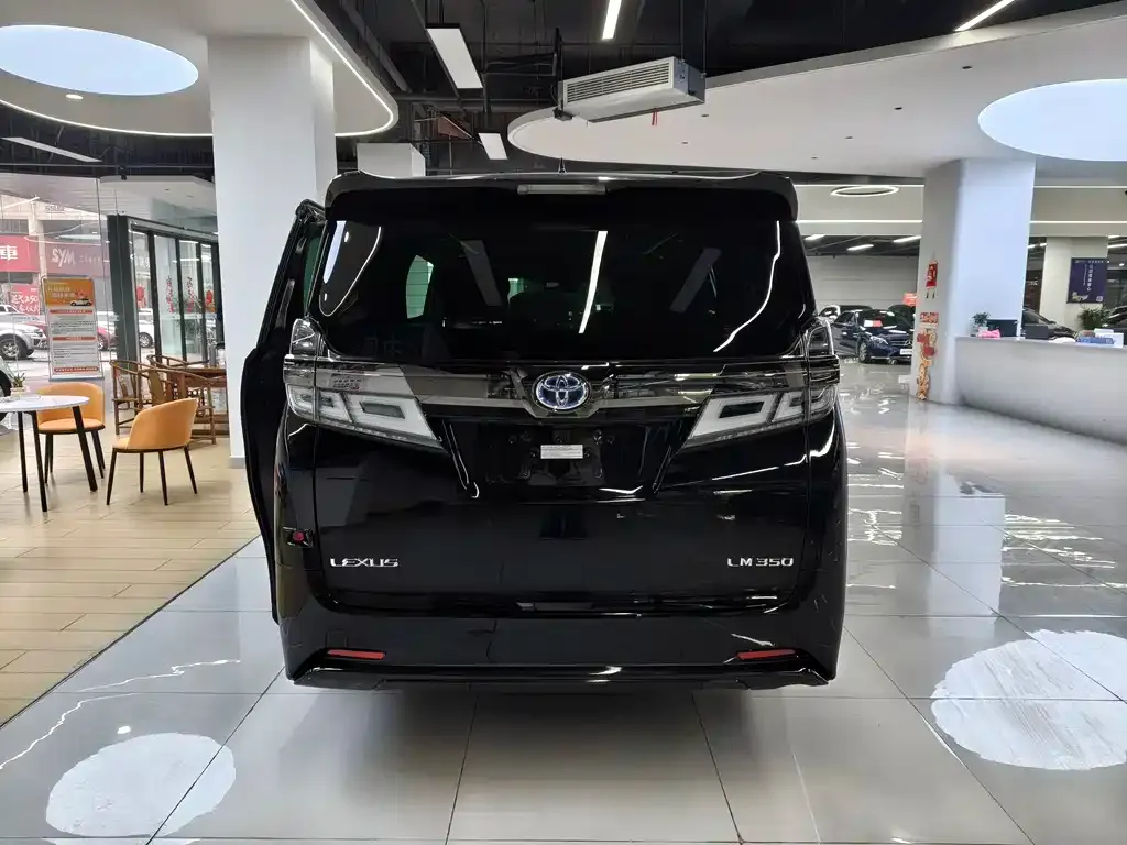 Toyota Vellfire 2023 из CN, фото 5