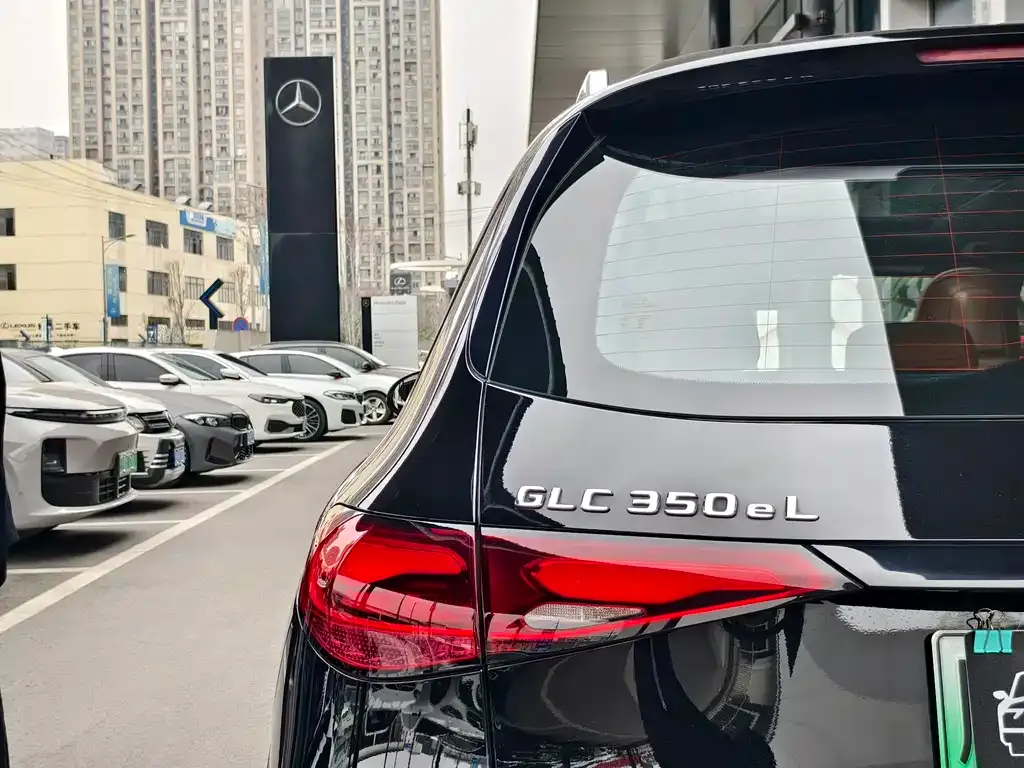 Mercedes-Benz GLC PHEV — фото 2