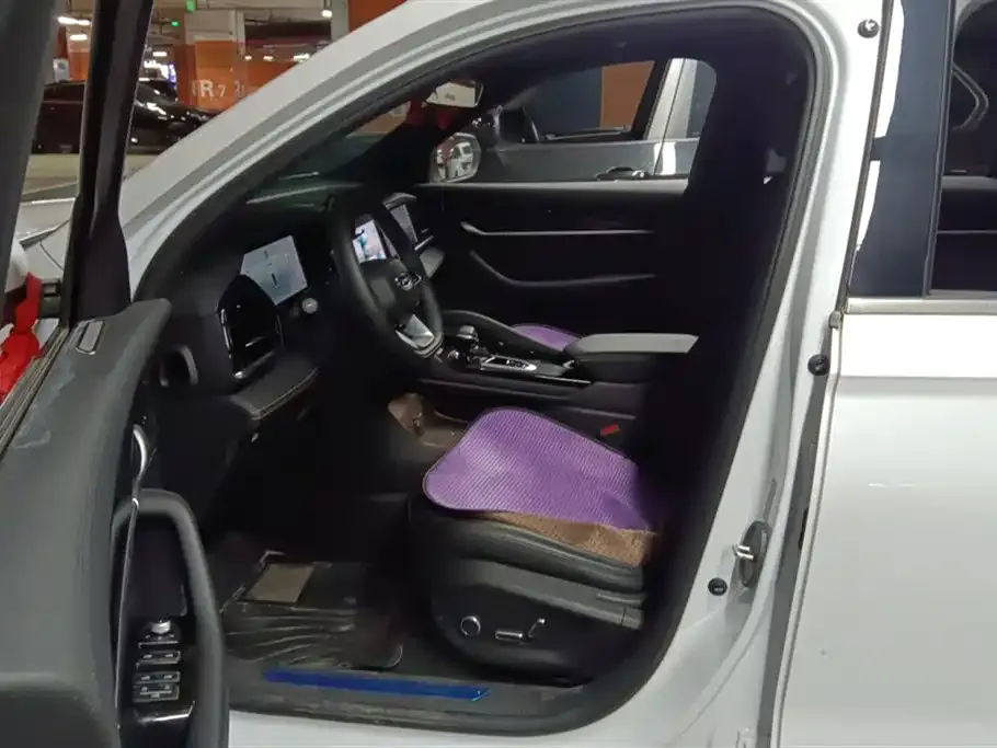 Geely Xingyue L 2025 из CN, фото 2