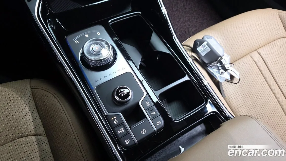 Kia Sorento — фото 10