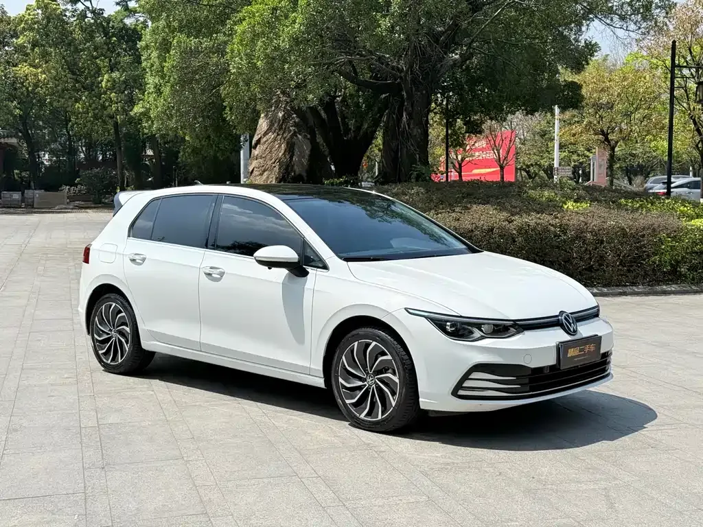 Volkswagen Golf — фото 5